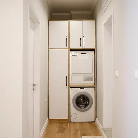 Gjirocasa Stone Apartment