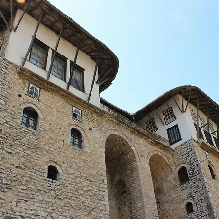 Nyaraló Gjirocasa Stone Apartment *