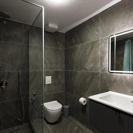 Gjirocasa Stone Apartment *
